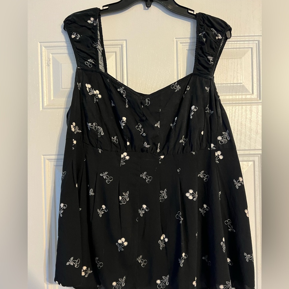 Torrid Black and White Floral Blouse